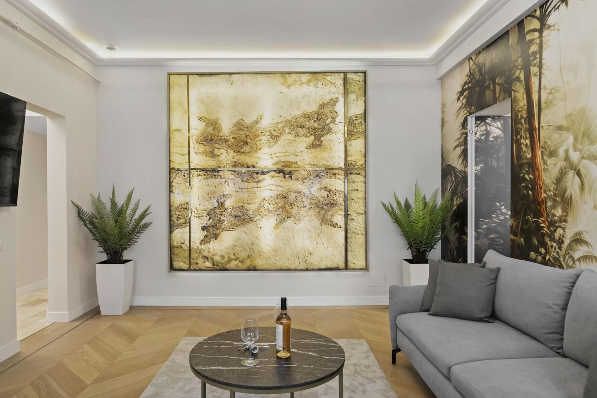 Central Two Rooms Apartment The Paradise Of Lights Bucarest Esterno foto