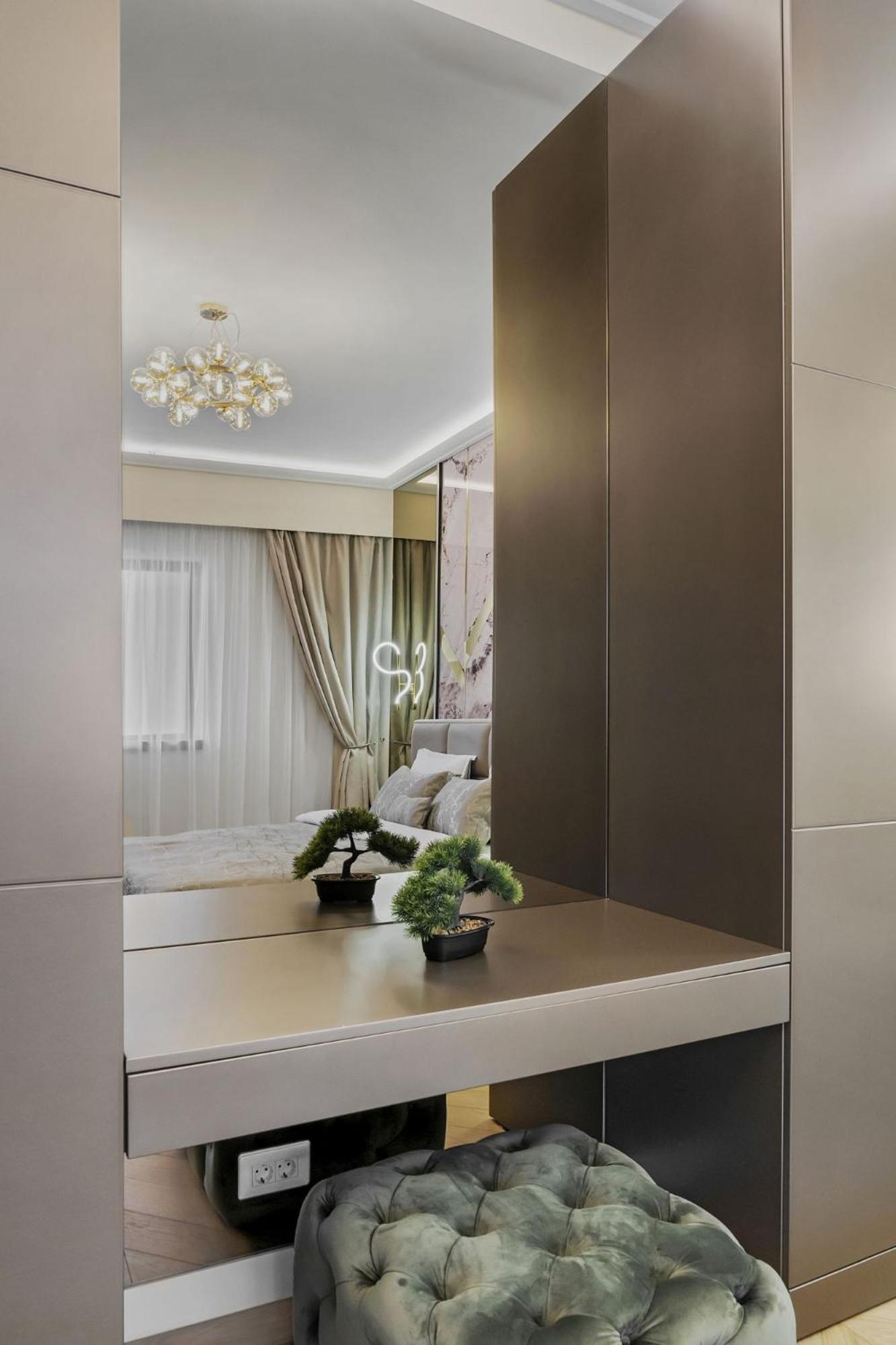 Central Two Rooms Apartment The Paradise Of Lights Bucarest Esterno foto